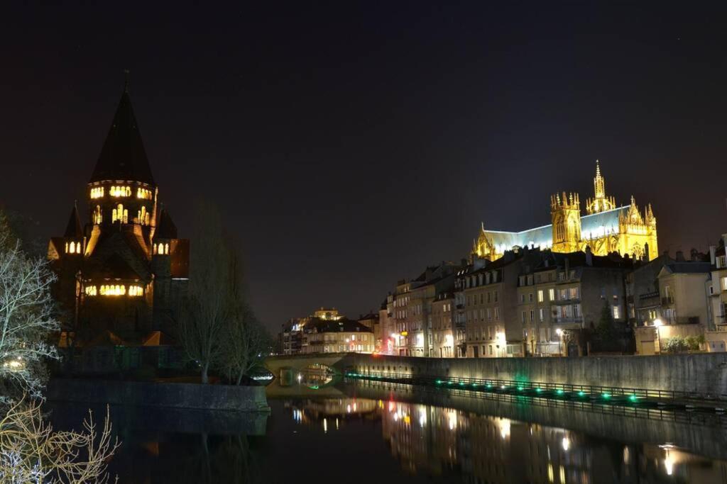 La Chambre Noire Au Coeur De Metz Exterior photo